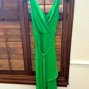 Emerald green beautiful DKNY midi dress size 2